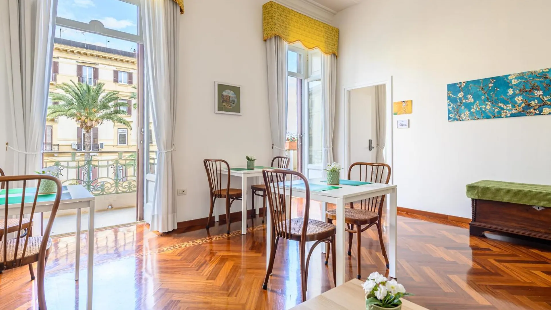 Marina Rooms Naples 0*,
